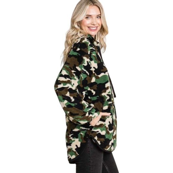 Culture Code Camo Print Faux Fur High Neck Binding Pullover Top CFU1316CP - Picture 2 of 9